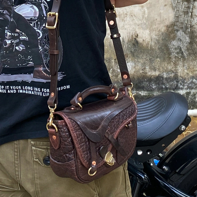 Saddle Bag,Leather Crossbody Bags,Saddle Bag Leather,8.7in. Stylish leather crossbody bag with adjustable strap.