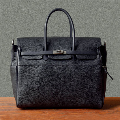 Mens black leather work bag with two handles and zipper, ideal for business and everyday use.