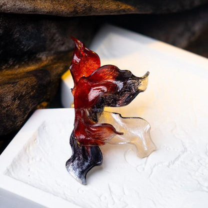 Dali Cocoon Handmade Leather Sculptural Ear Cuff 3in – Single