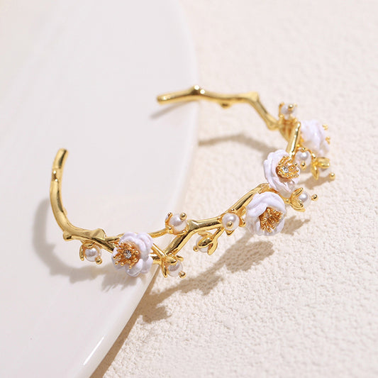 White Rose Branch Shaped Pearl Bracelet-i7bags-1-1