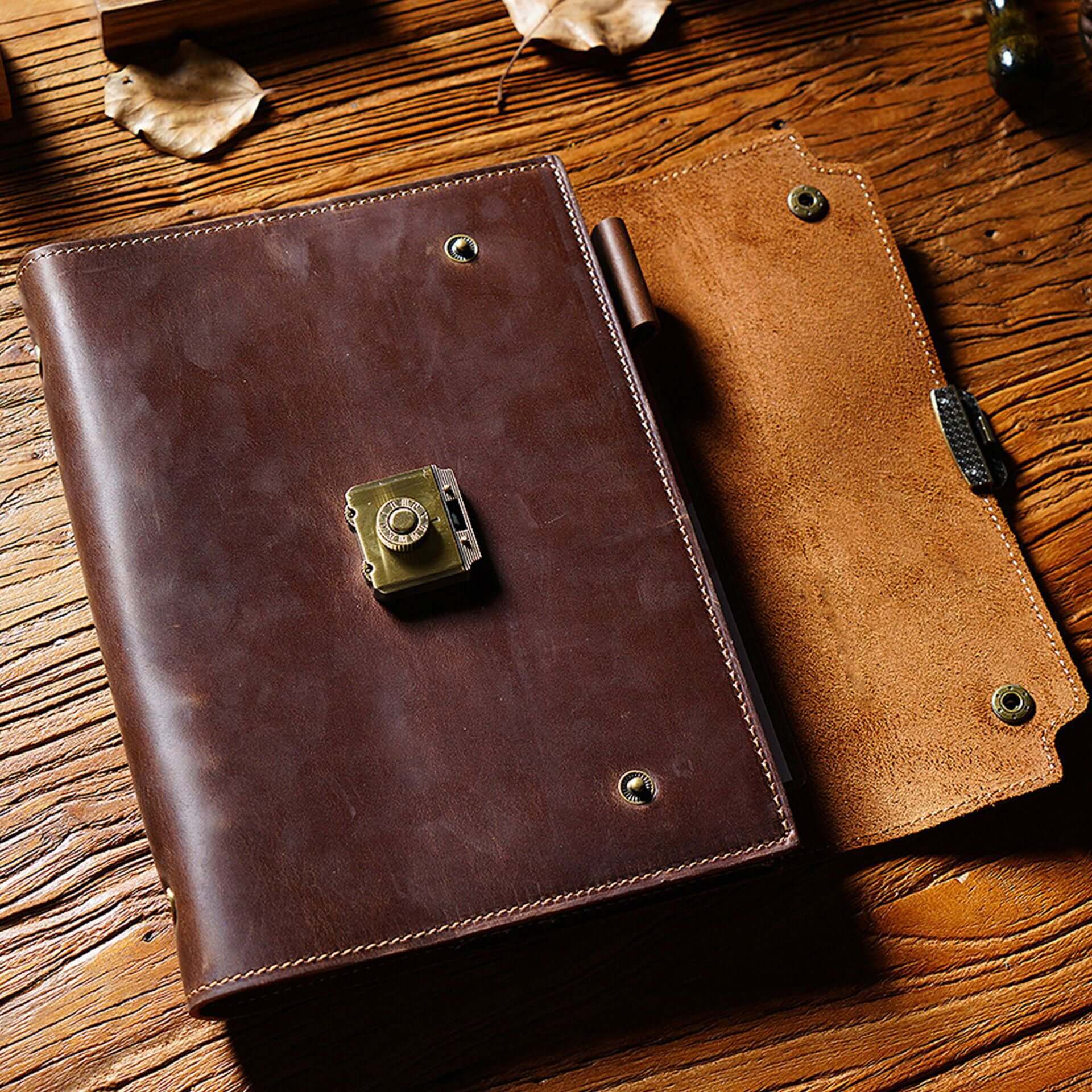 Refillable Leather Planner A5 With Lock Business Organizer 9in, handcrafted brown leather binder with secure lock.