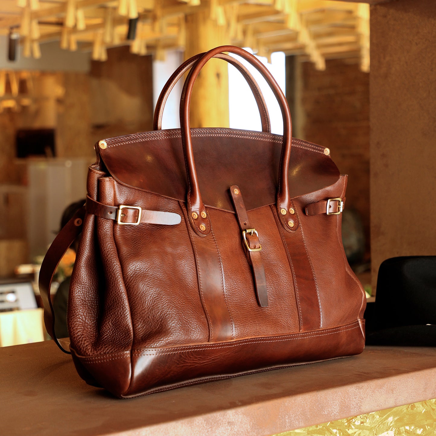 Italian Leather Travel Bag 17.7in large laptop tote weekender briefcase in rich brown leather.